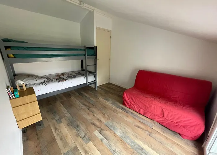 Maison Bord De Sur * 라포트 쉬르메르